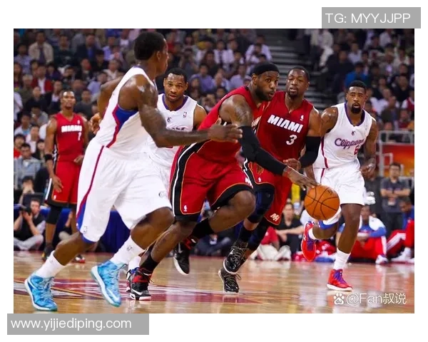 帅气篮球足球明星的魅力与风采展现运动精神的青春活力与激情